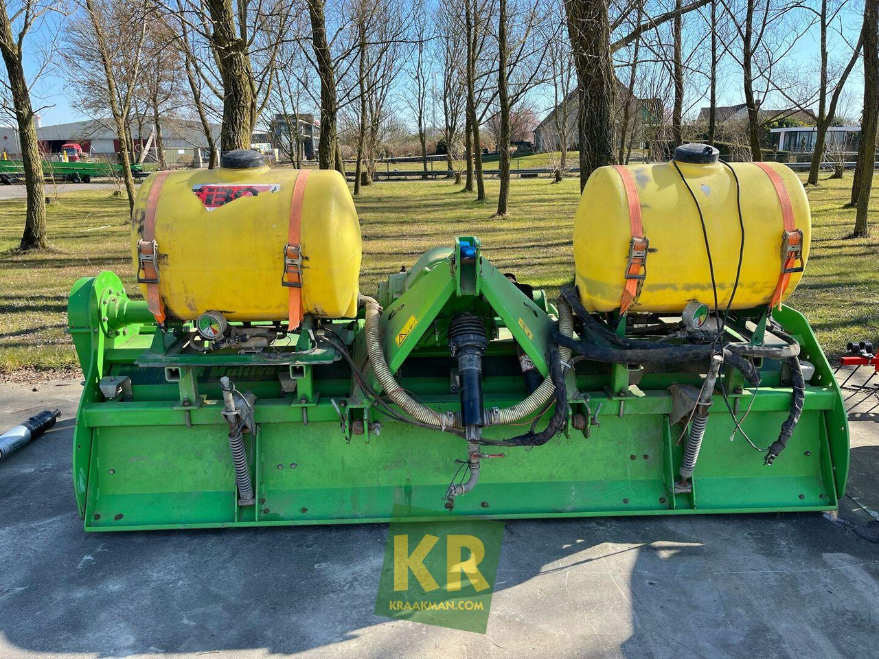 Outils du sol Multivator AVR