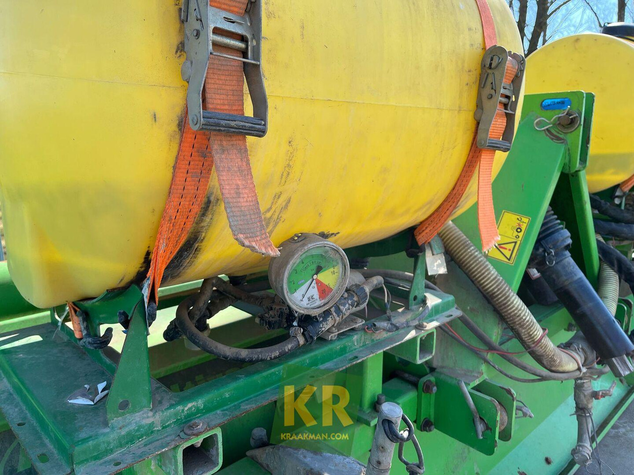 Outils du sol Multivator AVR