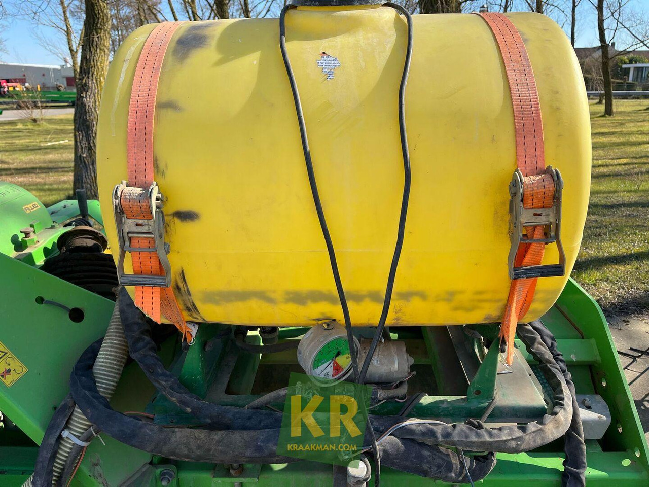 Outils du sol Multivator AVR