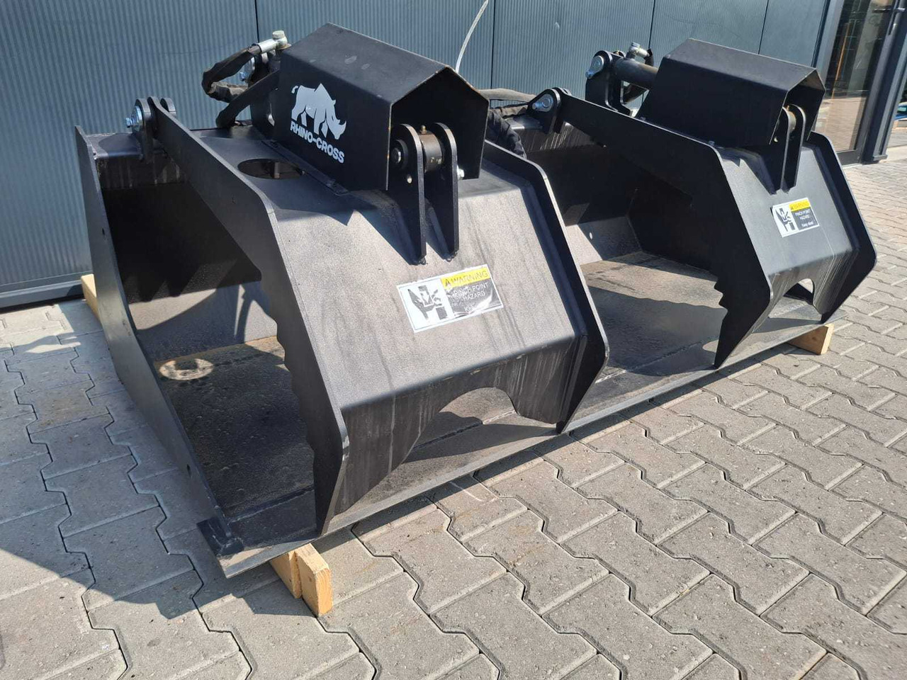 Outils du sol Rhino-cross 72 inch grapple Bucket