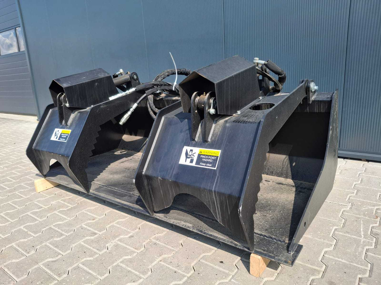 Outils du sol Rhino-cross 72 inch grapple Bucket