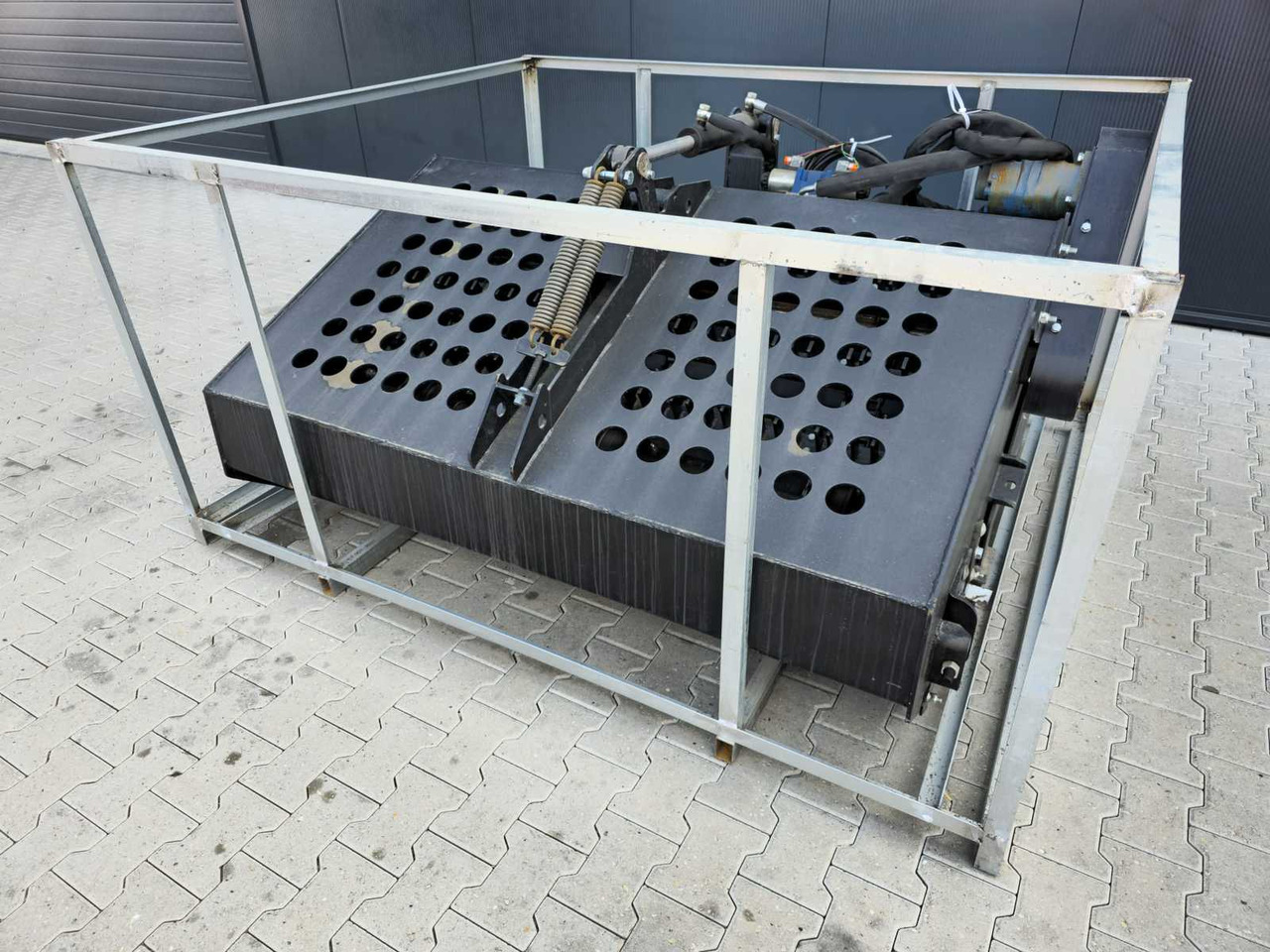 Outils du sol Rhino-cross Landscape rake