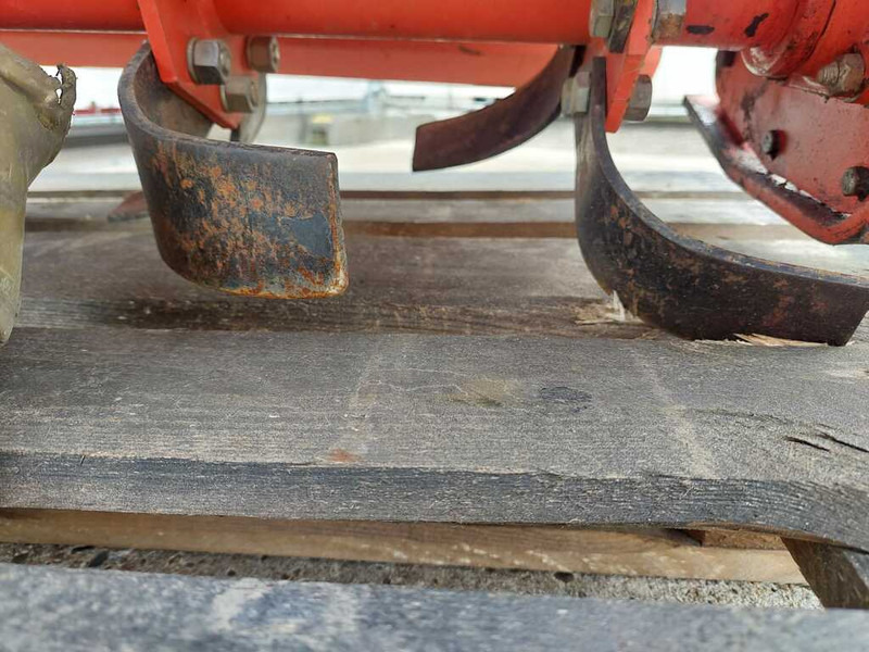 Outils du sol Sicma SA 105