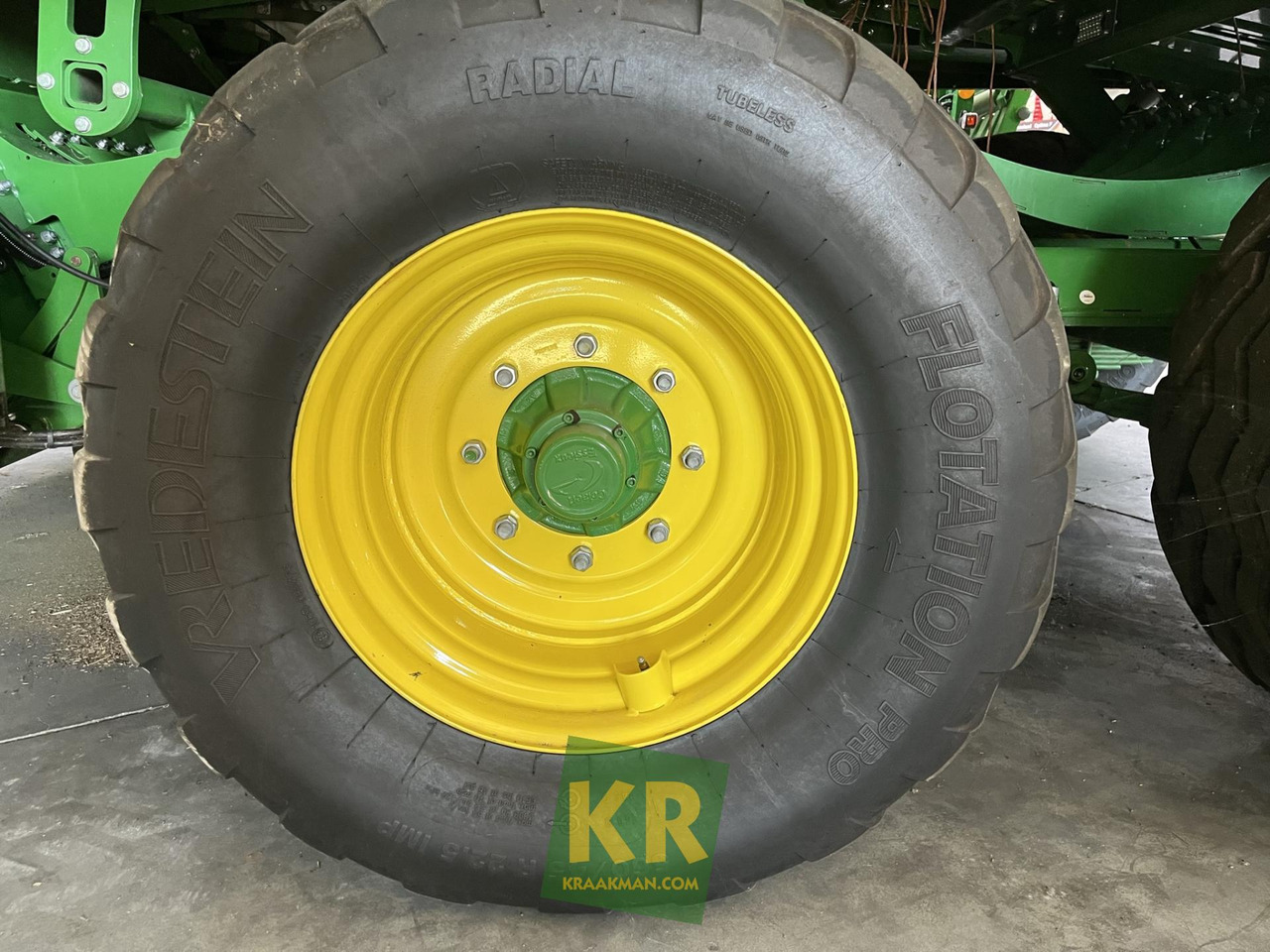 Presse à balles cubiques L624 John Deere