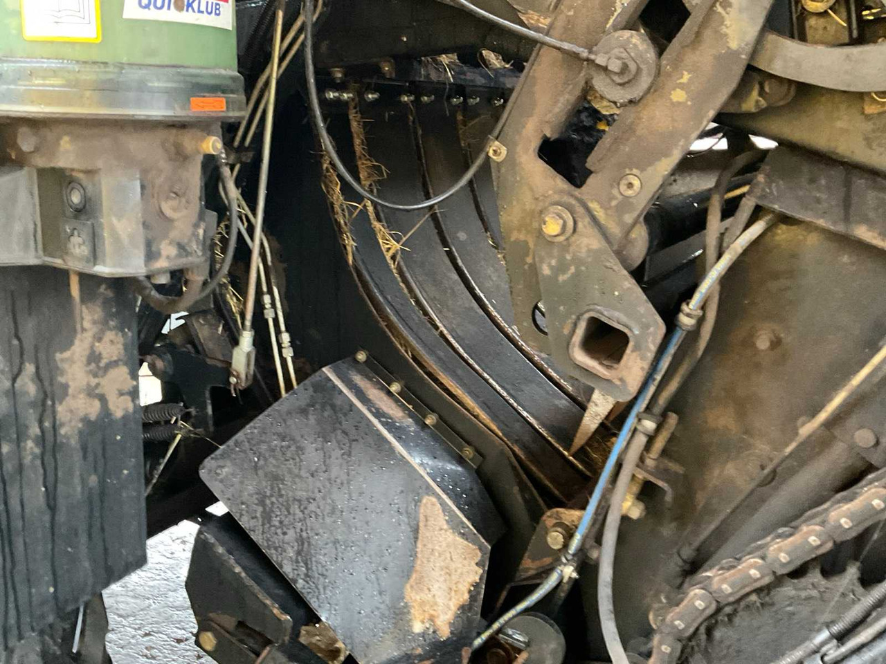 Presse à balles cubiques New Holland BB940R