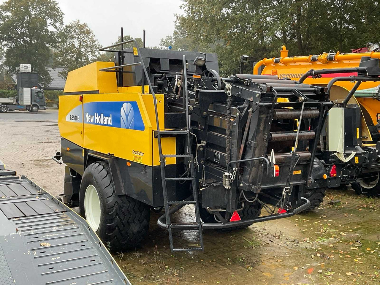 Presse à balles cubiques New Holland BB940R