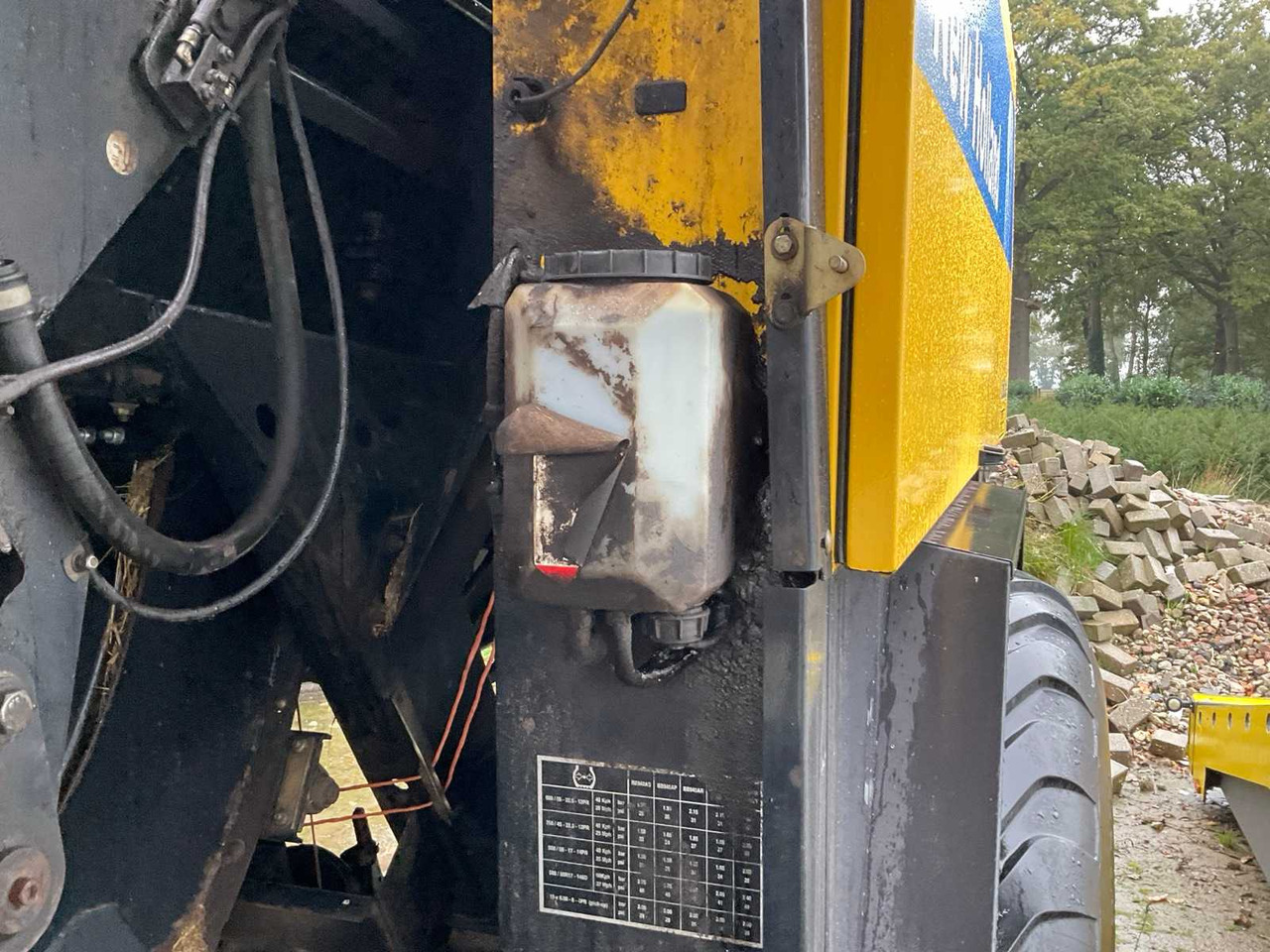 Presse à balles cubiques New Holland BB940R