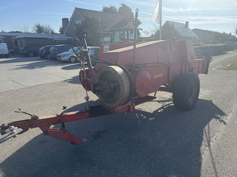 Presse à balles cubiques Welger AP71