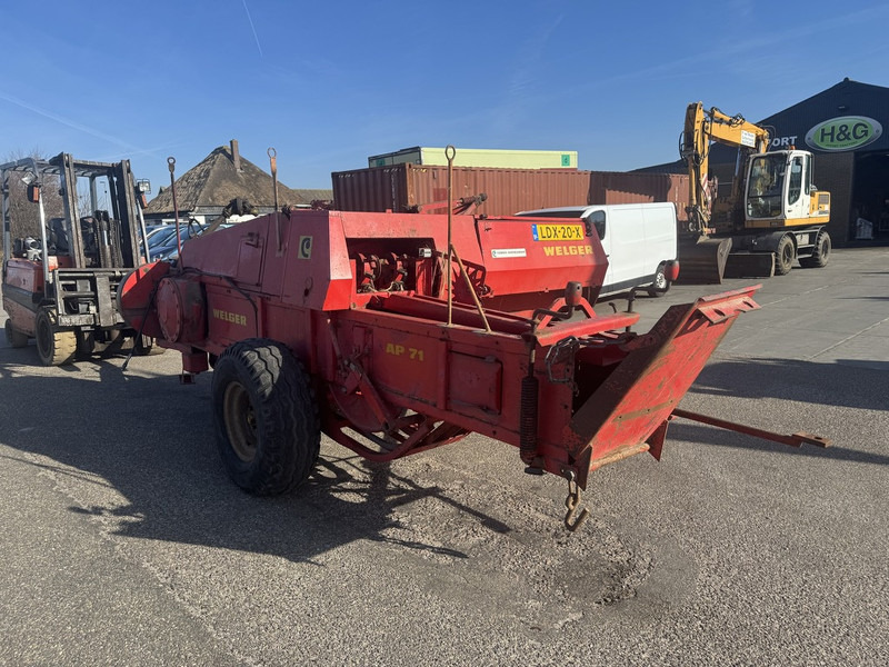 Presse à balles cubiques Welger AP71