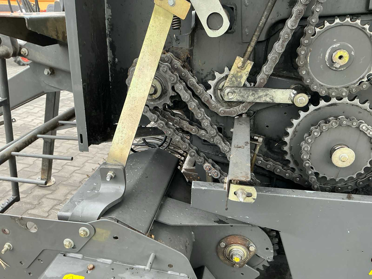 Presse à balles rondes Claas Rollant 350