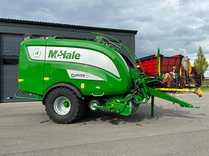 Presse à balles rondes McHale Fusion 4 Plus