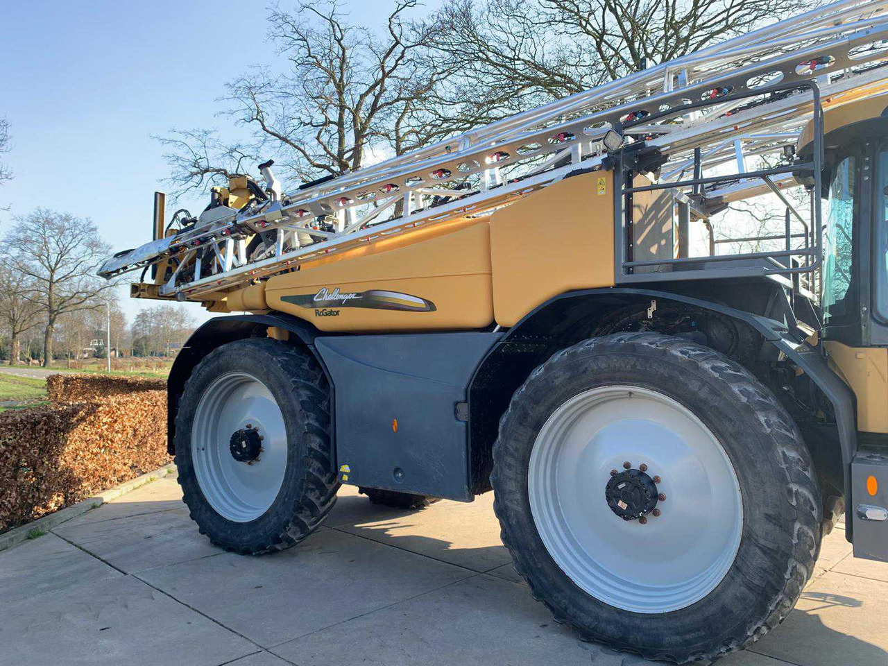Pulvérisateur Challenger RG635B