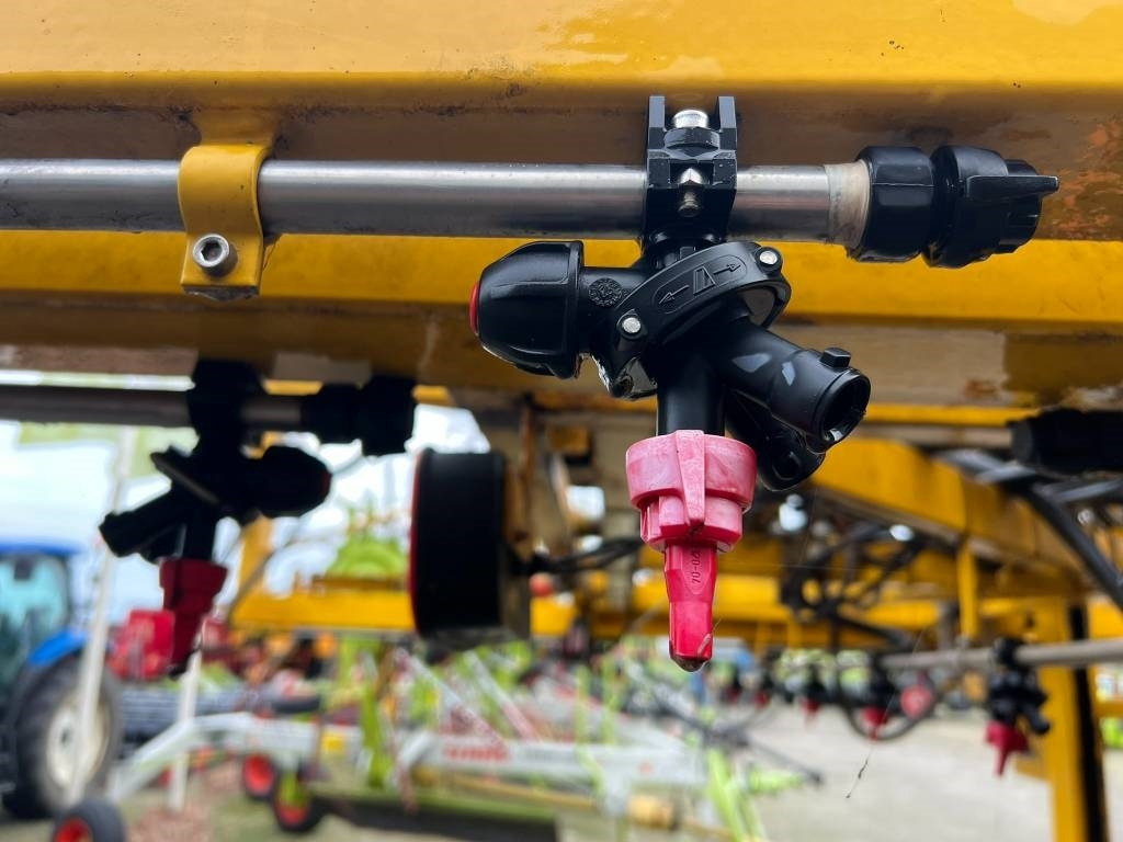 Pulvérisateur traîné Dubex Mentor 9804