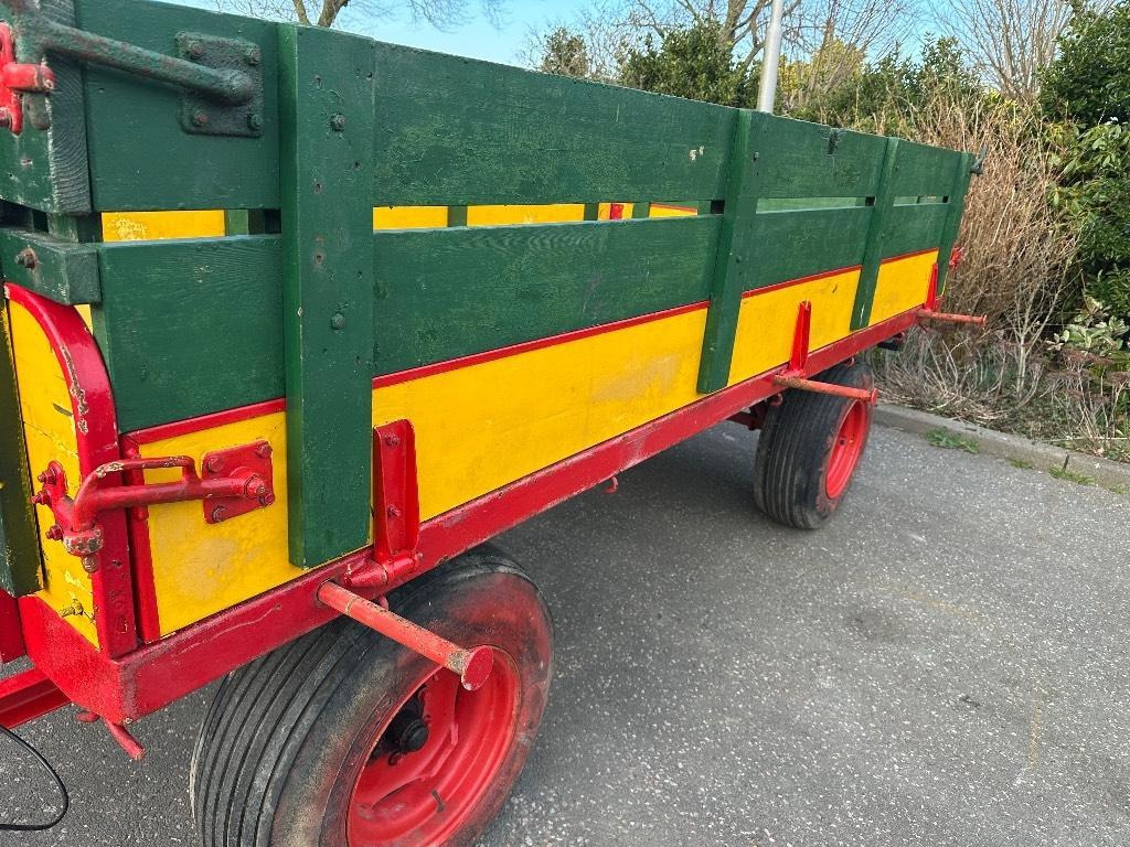 Remorque agricole Miedema landbouwwagen vierwielige wagen schamelwagen