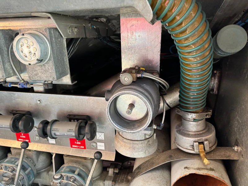 Remorque agricole ROHR FUEL Kraftstoff Benzin/Diesel 26.000L 4 Rooms ADR Pump