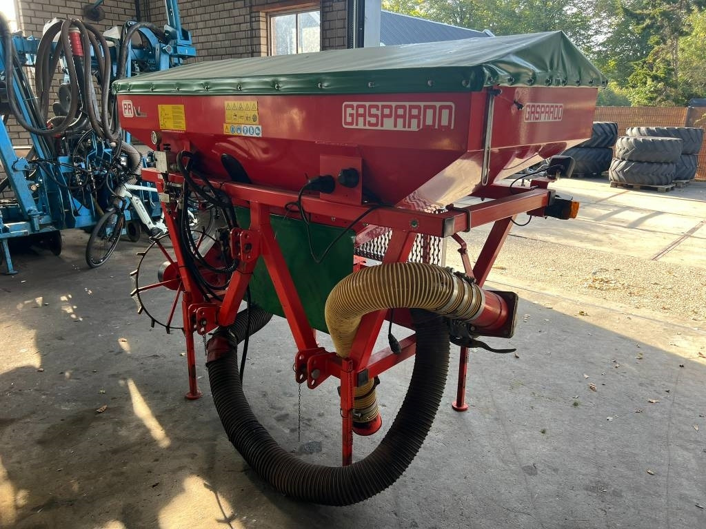 Semoir Gaspardo PA fronttank