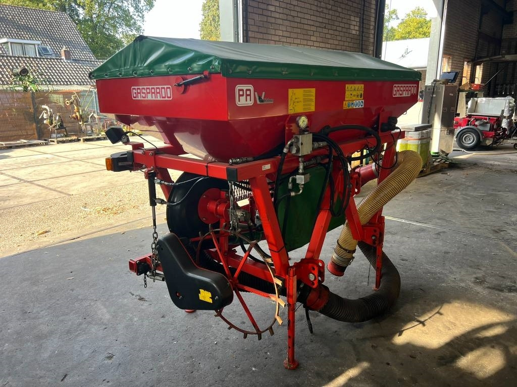 Semoir Gaspardo PA fronttank