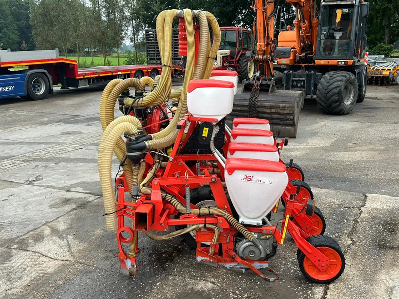 Semoir/ Planteuse Gaspardo Gaspardo SP540 Maiszaaimachine 4 rijer Zaaimachine