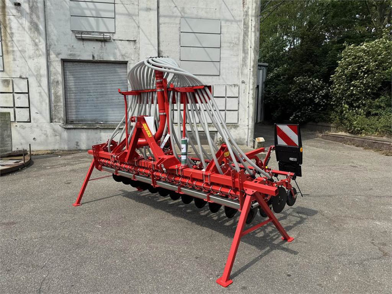 Semoir/ Planteuse Kverneland CB 3000