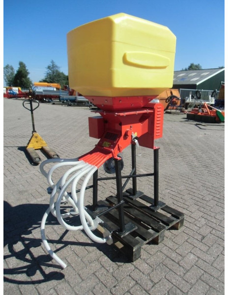 Semoir/ Planteuse Pneumatische zaaimachine