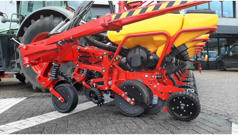 Semoir/ Planteuse Vaderstad Tempo V 8