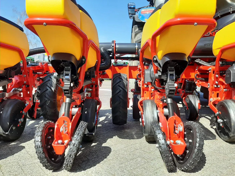 Semoir/ Planteuse Vaderstad Tempo V 8