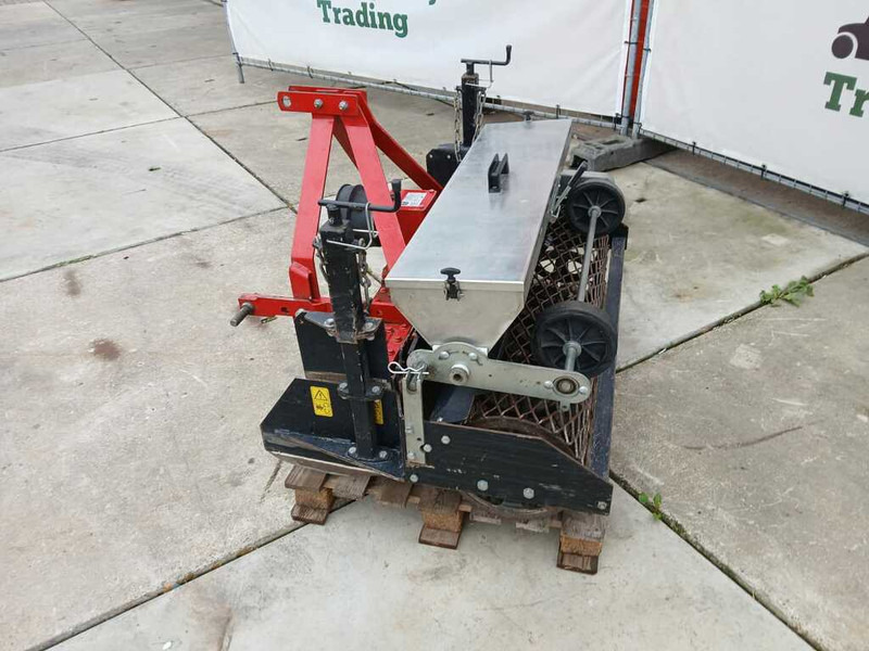 Semoir/ Planteuse tecma M 100