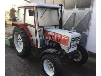 Tracteur agricole Steyr 8055: photos 1