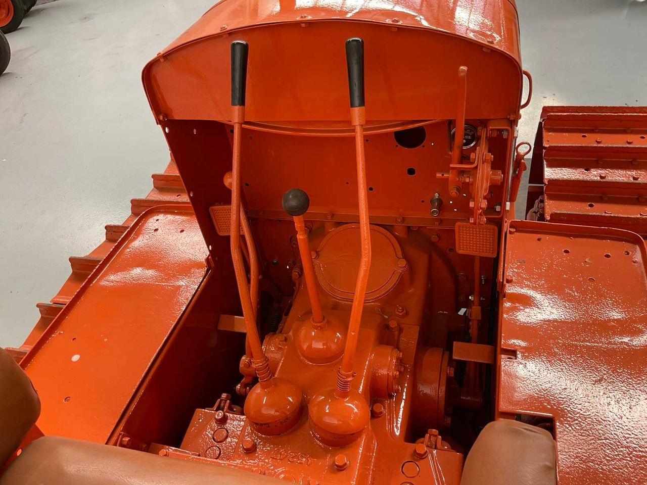 Tracteur à chenilles Allis-Chalmers M