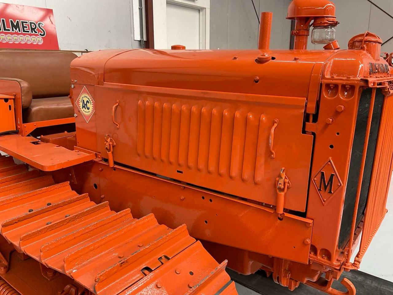 Tracteur à chenilles Allis-Chalmers M