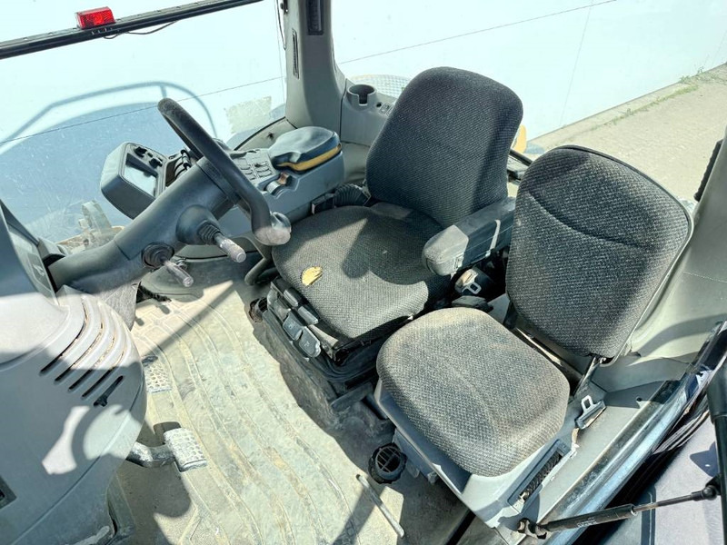 Tracteur à chenilles Cat Challenger MT865B - German Machine / Front Blade