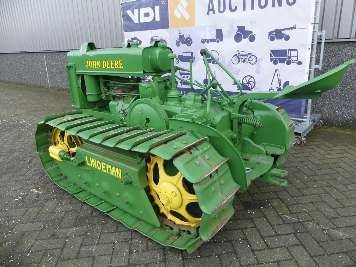 Tracteur à chenilles John-Deere BO Lindeman
