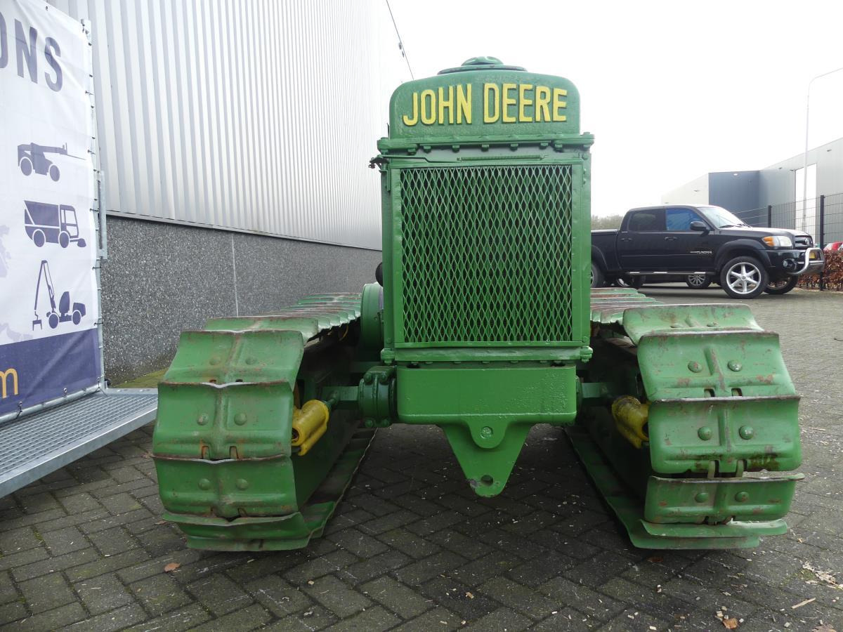 Tracteur à chenilles John-Deere BO Lindeman