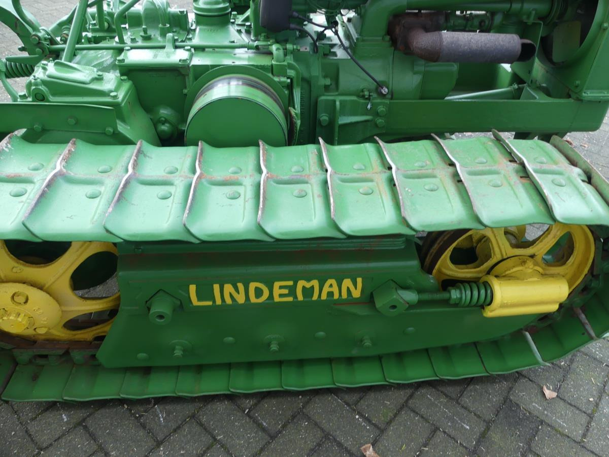 Tracteur à chenilles John-Deere BO Lindeman
