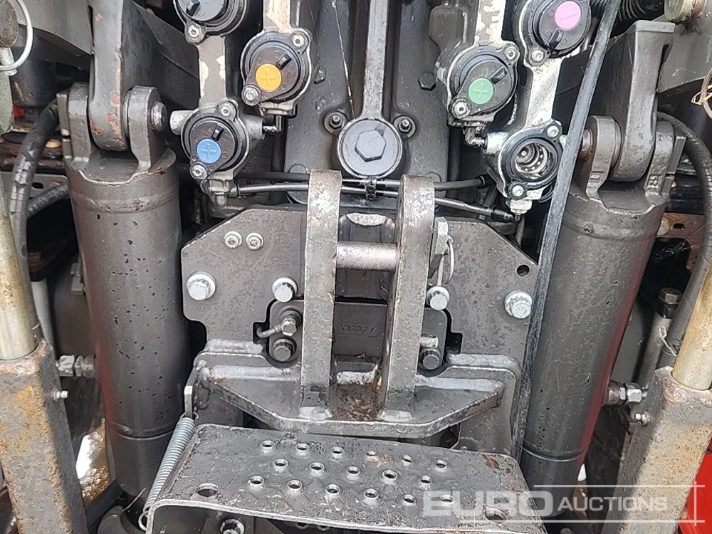 Tracteur agricole 2015 Claas Arion 620