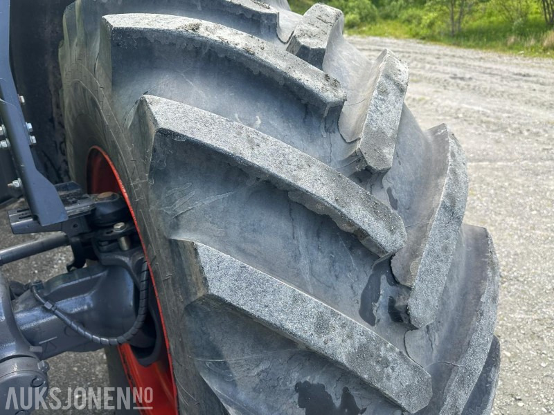 Tracteur agricole 2022 Claas Axion 870 - 301 hk - 50 km/t - Front PTO - TRI dekk og landbruksdekk - Brøyteplate - EU godkjent