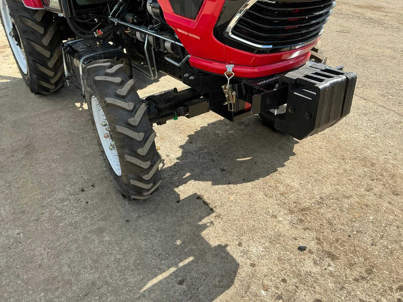 Tracteur agricole - 604 - 4-WHEEL DRIVE TRACTOR - 2025