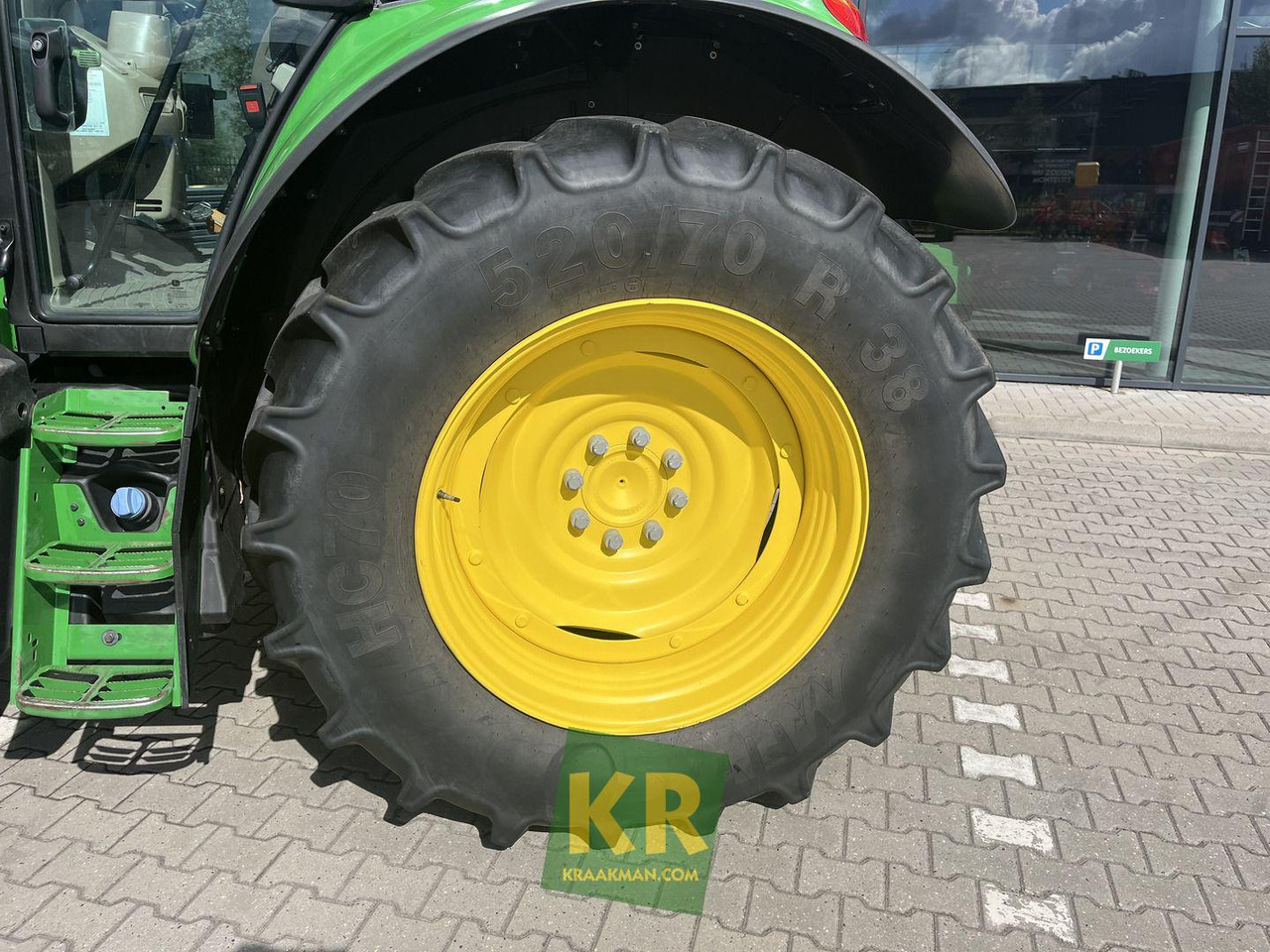 Tracteur agricole 6100M John Deere