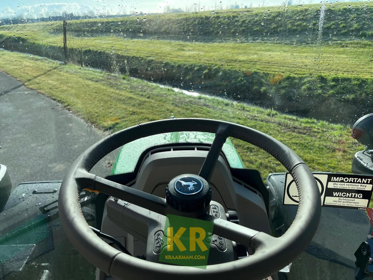 Tracteur agricole 6120M John Deere