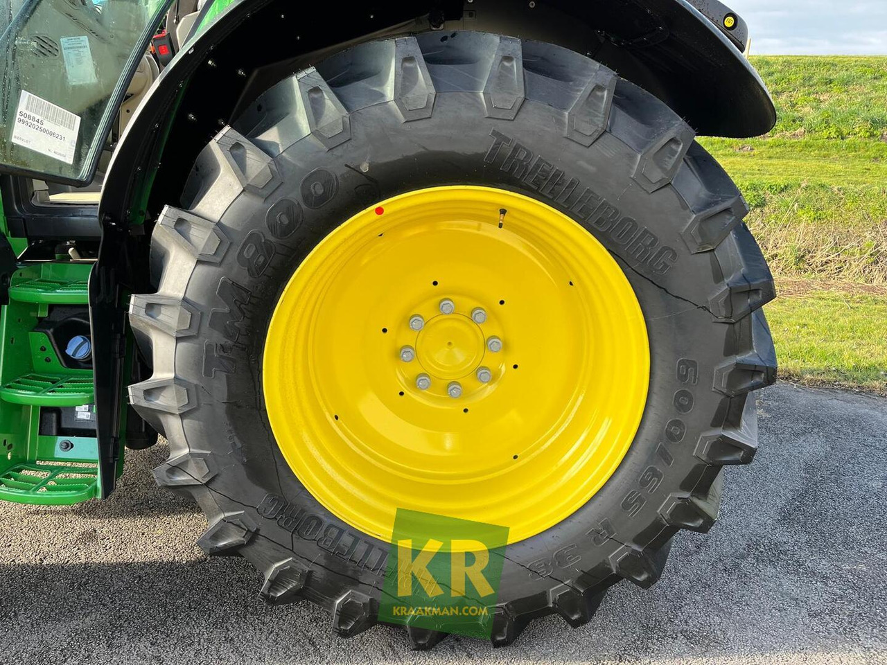Tracteur agricole 6120M John Deere