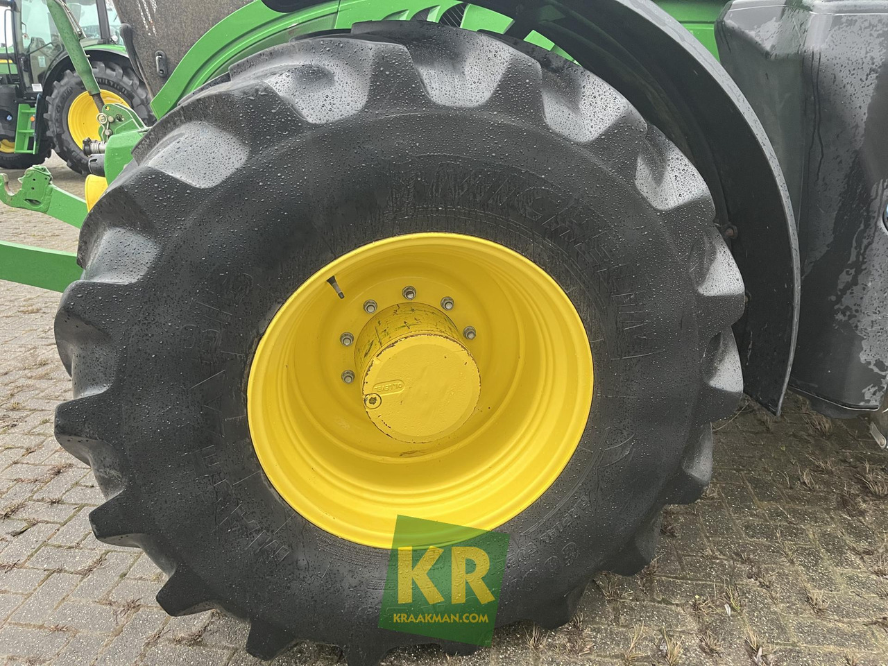 Tracteur agricole 6215R John Deere