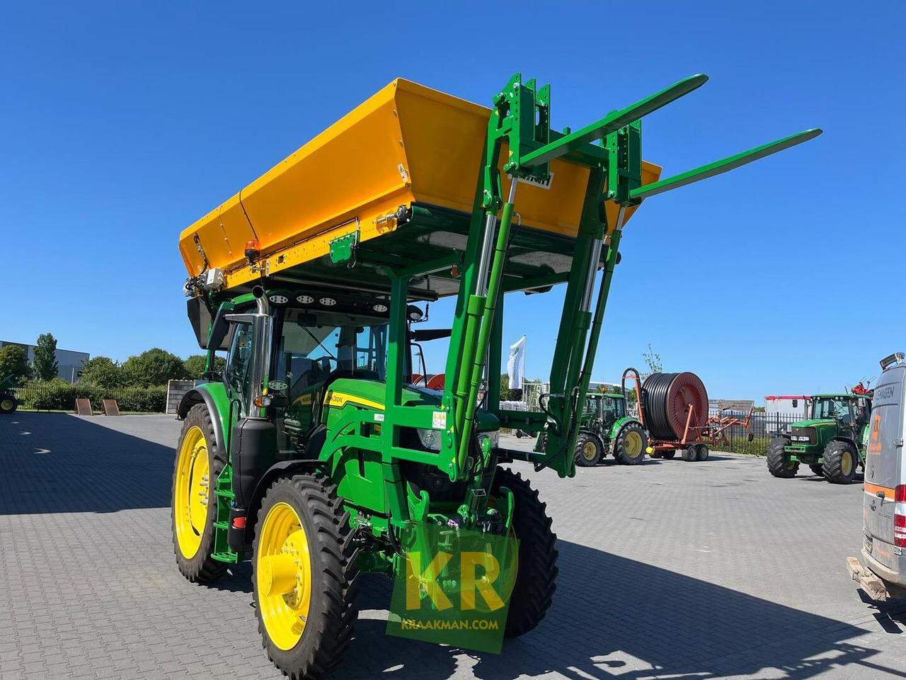 Tracteur agricole 6R 155 John Deere