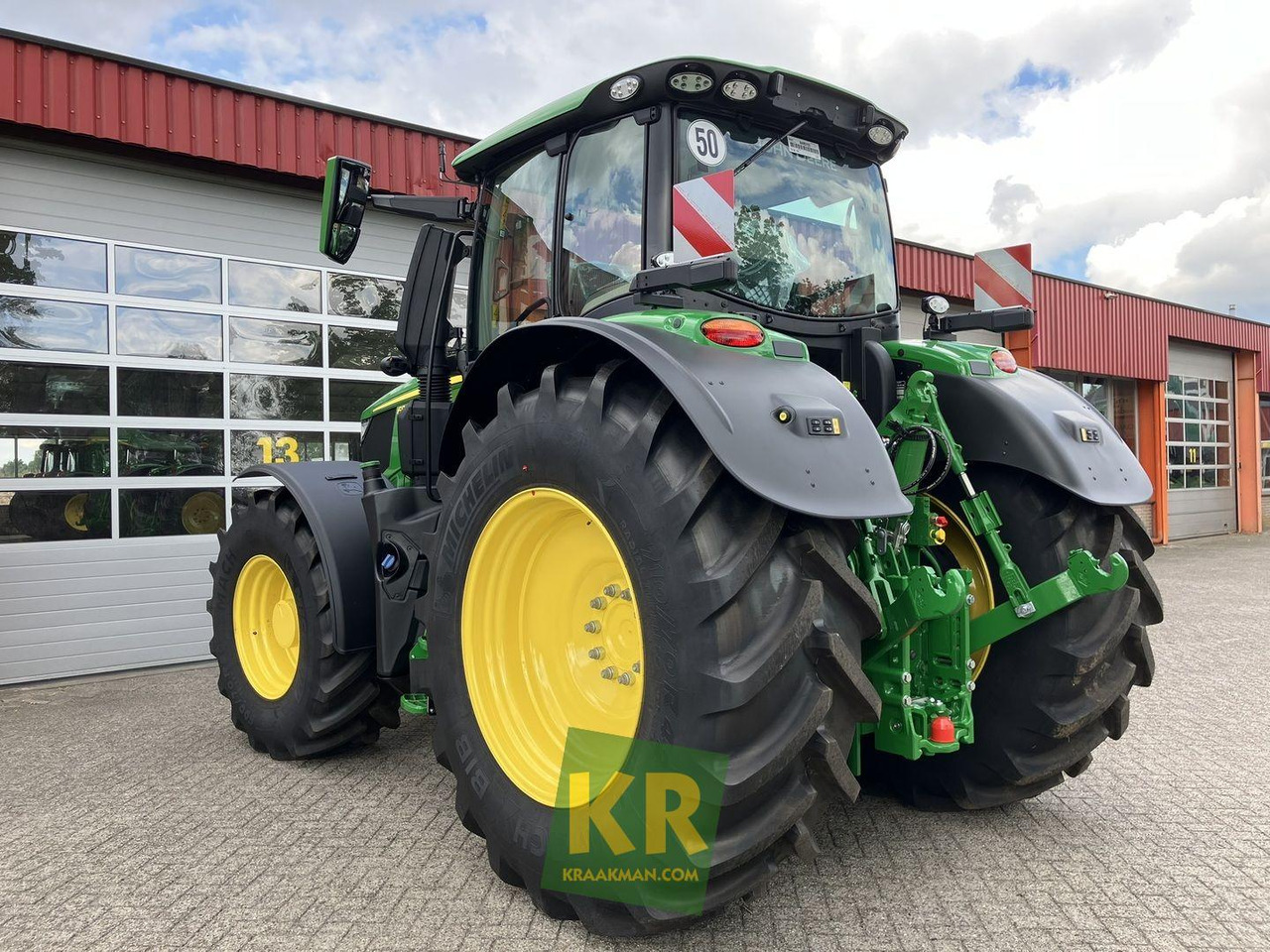 Tracteur agricole 6R 230 John Deere