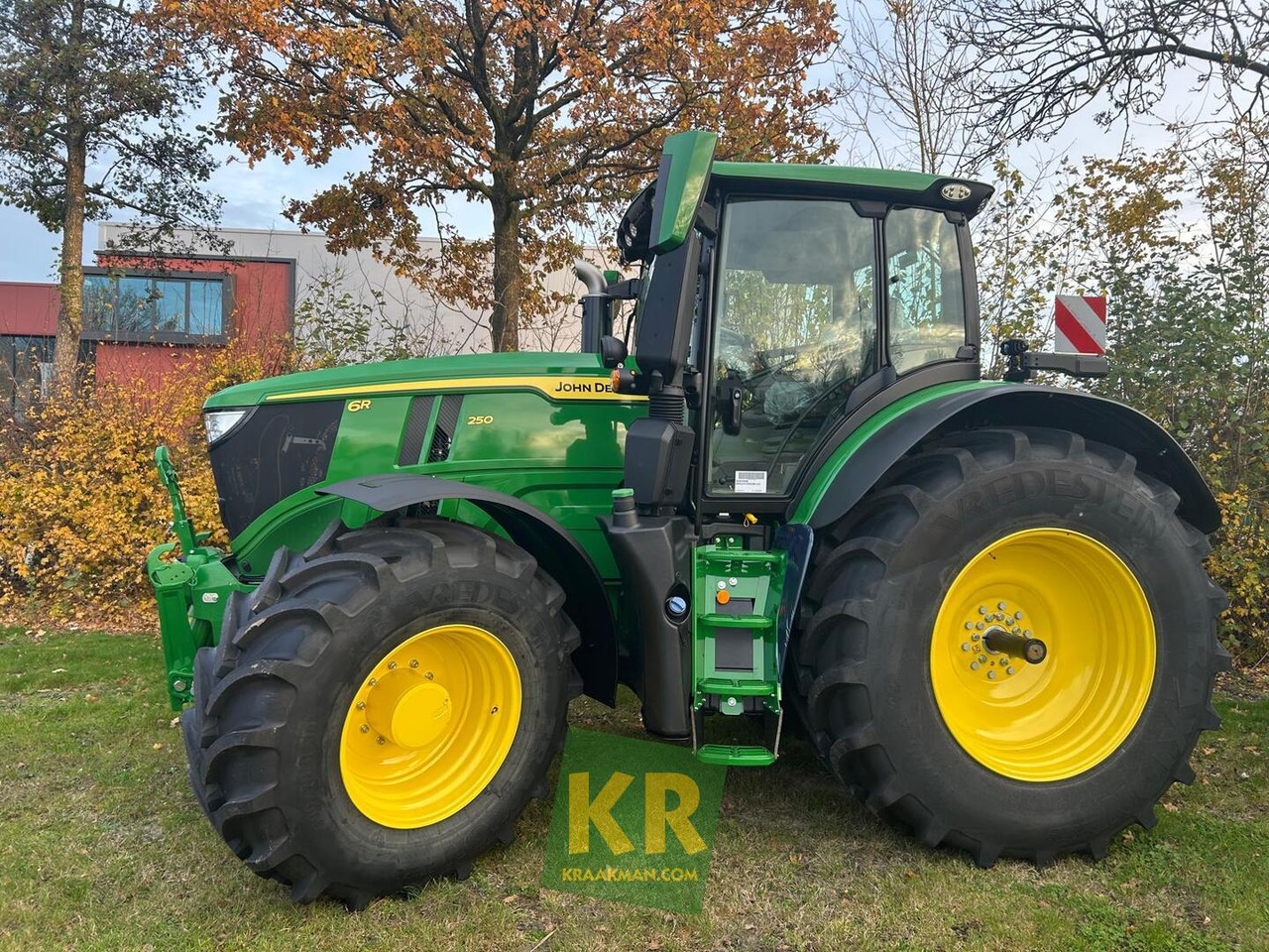 Tracteur agricole 6R 250 John Deere