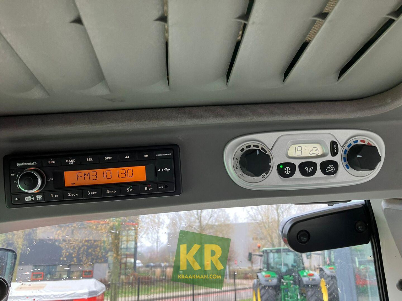 Tracteur agricole Agrotron 6150 TTV tractor Deutz Fahr