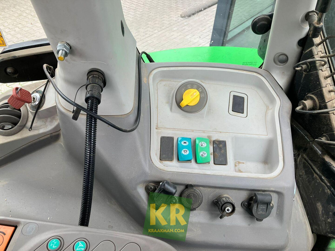 Tracteur agricole Agrotron 6150 TTV tractor Deutz Fahr