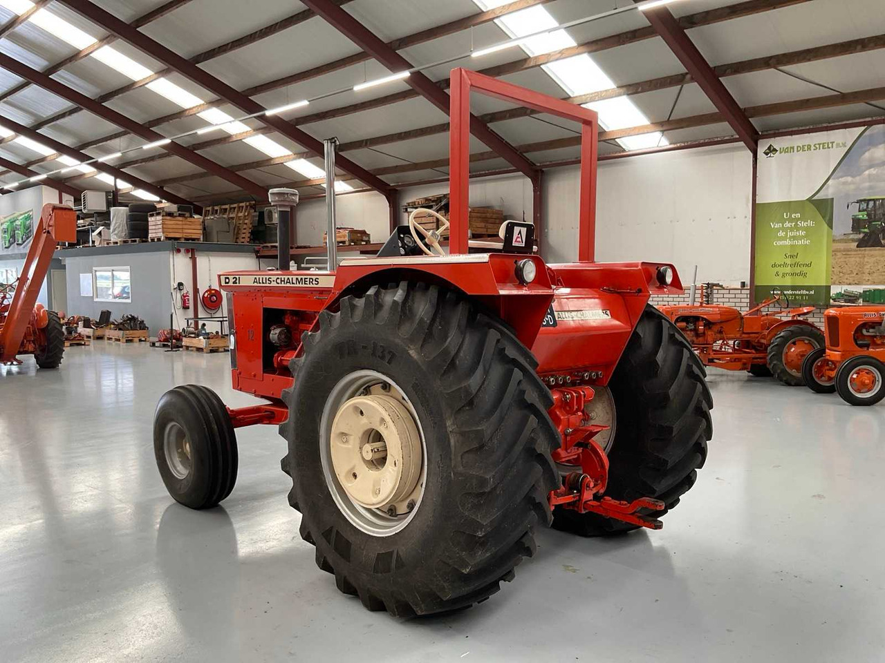 Tracteur agricole Allis-Chalmers D21 Series II