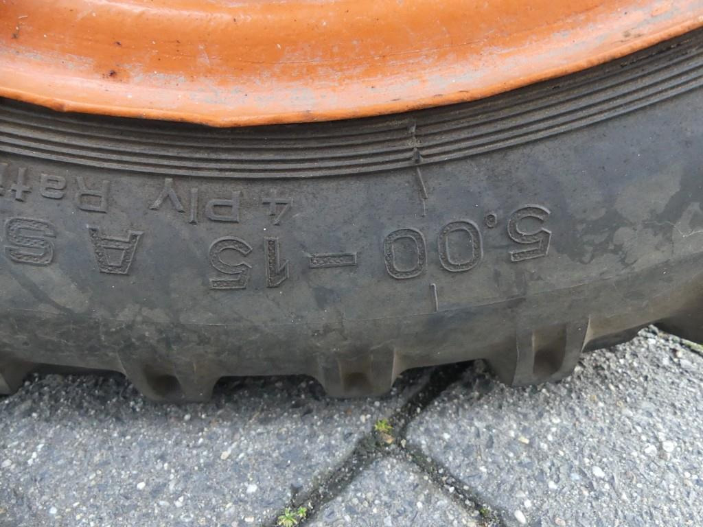 Tracteur agricole Allis Chalmers D272