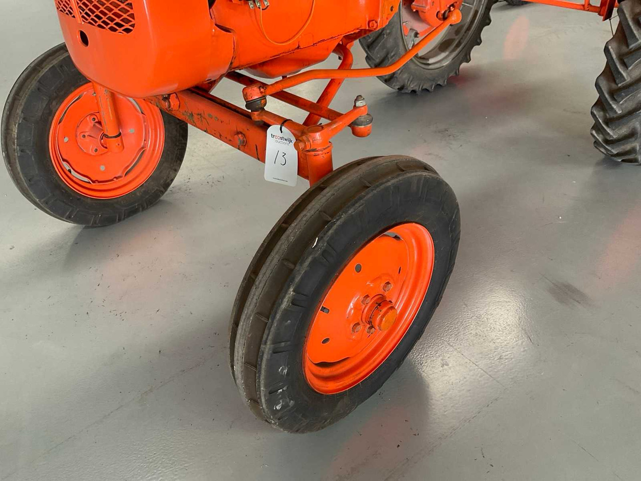 Tracteur agricole Allis-Chalmers D-270