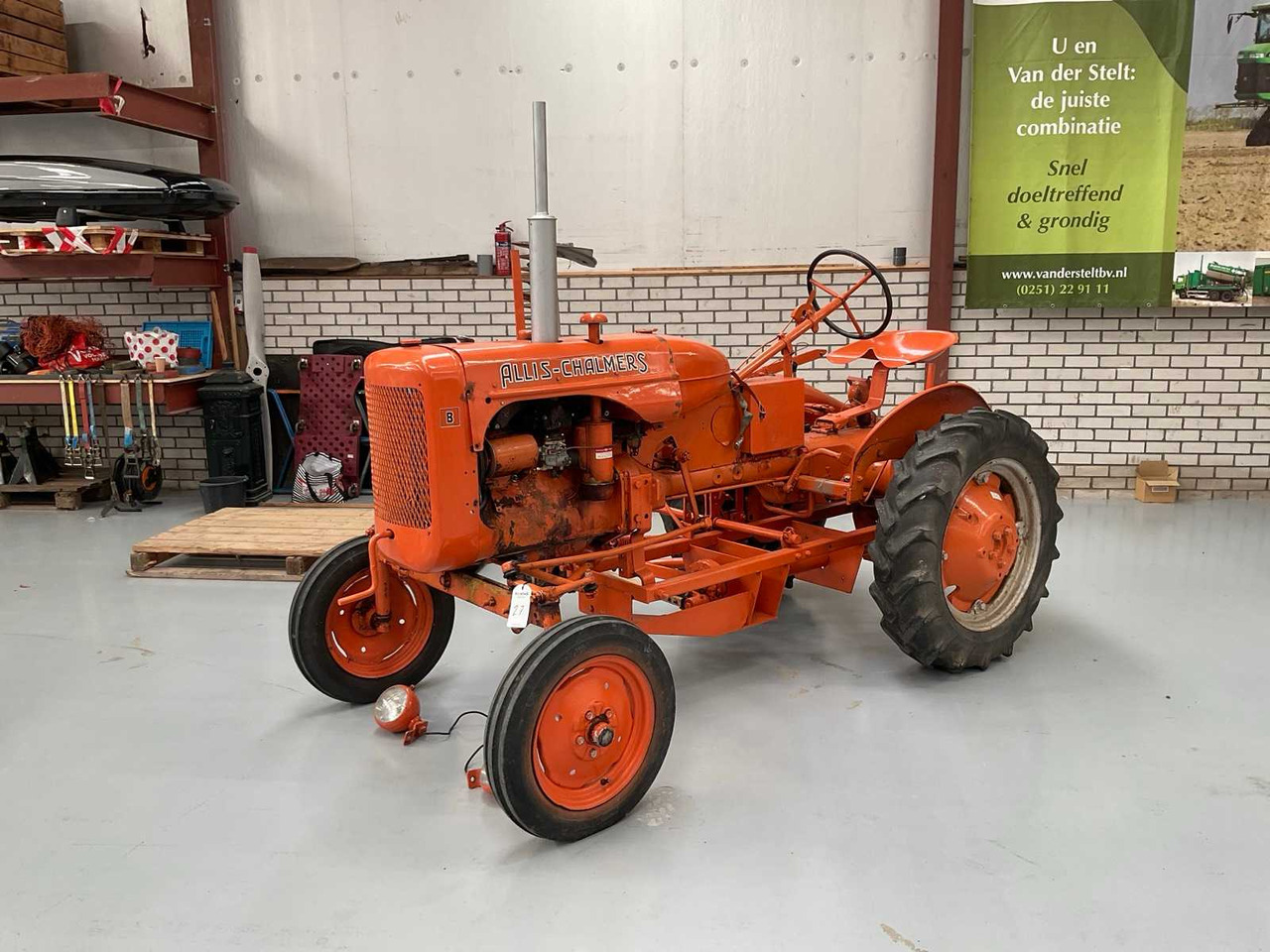 Tracteur agricole Allis-Chalmers EB